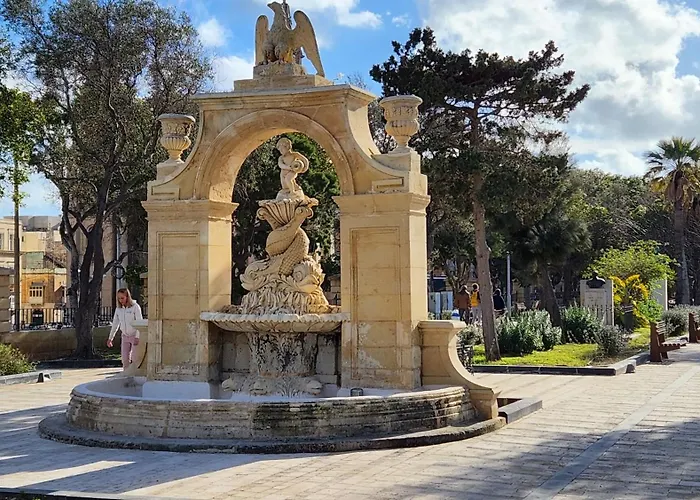 Valletta Townhouse With A Maltese Balcony 아파트 일 푸리아나
