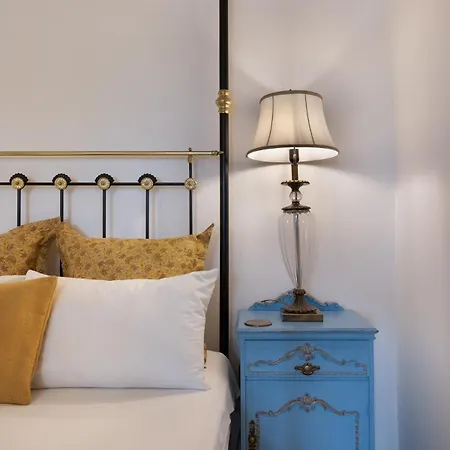 Valletta Townhouse With A Maltese Balcony アパート フロリアーナ